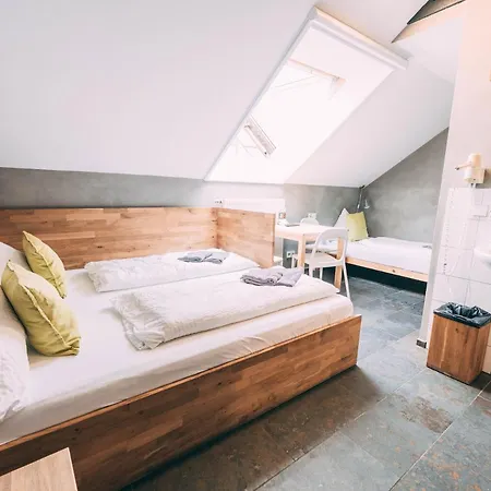 Gut Huegle Jugendzimmer Ravensburg Exterior photo