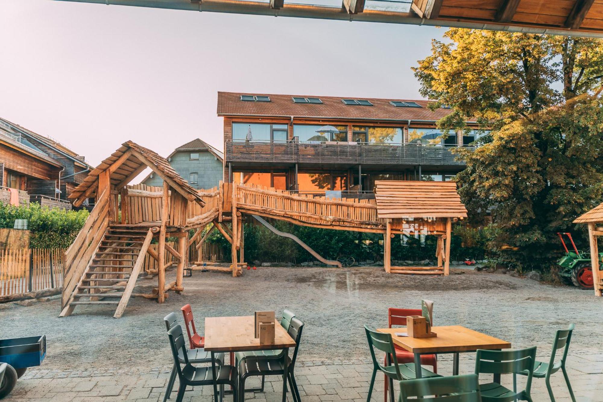 Farm stay Gut Huegle Jugendzimmer *